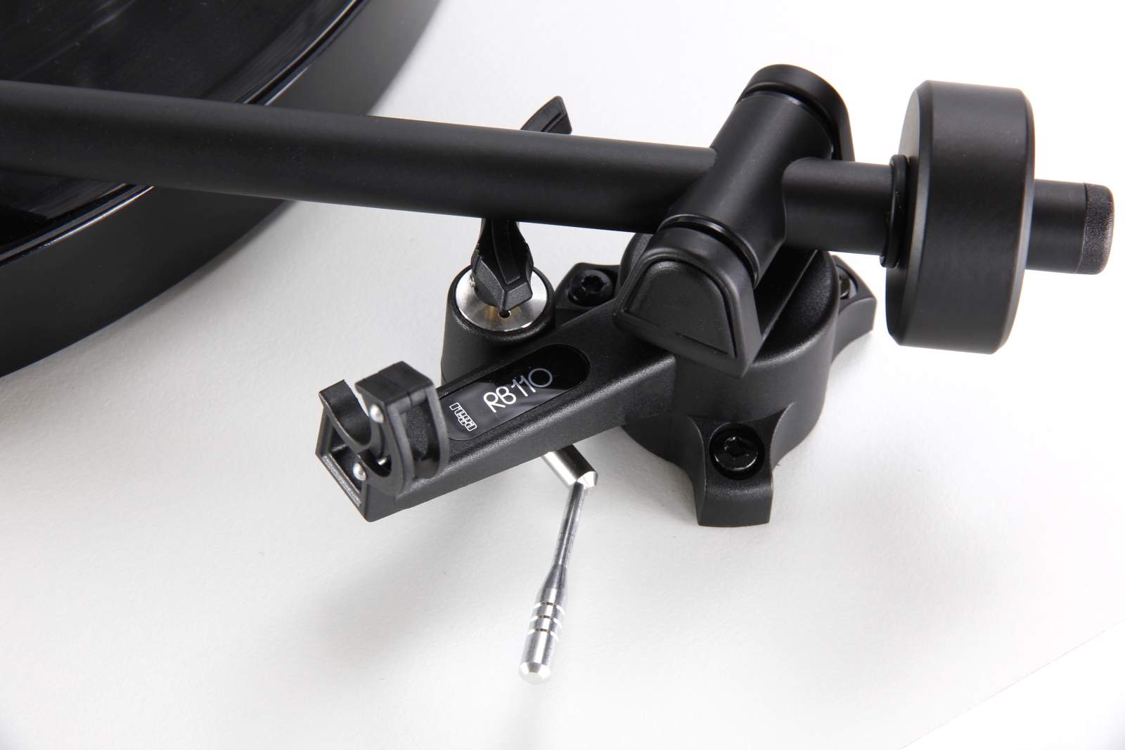 Auspackartikel Rega Planar 1 inkl. Carbon MM-Tonabnehmer, RB110 Plattenspieler weiß