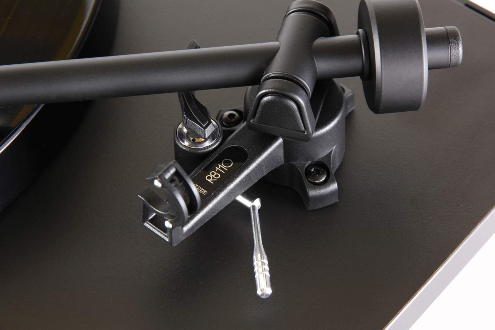Auspackartikel - Rega Planar 1 inkl. Carbon MM-Tonabnehmer, RB110 Plattenspieler schwarz #1
