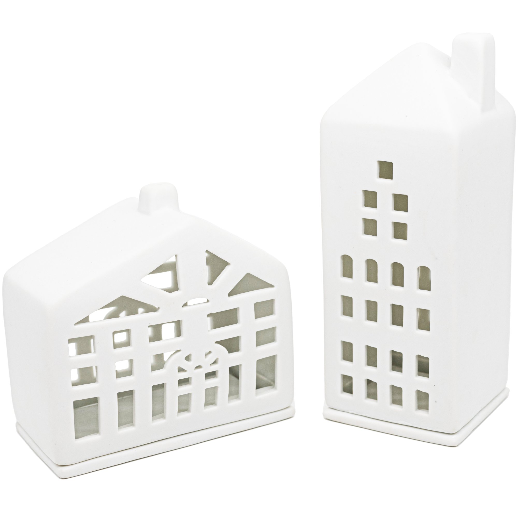 Parusia® Lichthaus 2er Set „Zuhause“ aus matt glasierter, weißer Keramik | Das Windlicht besteht aus einem Fachwerkhaus und Wohnhaus | mit passendem Kerzenteller | dänisches Design | Deko